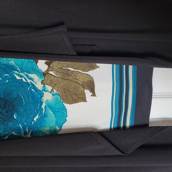 Carol Rose (no tag, fits like 18W)sleeved top with attached jacket overlay - Picture 4 of 4